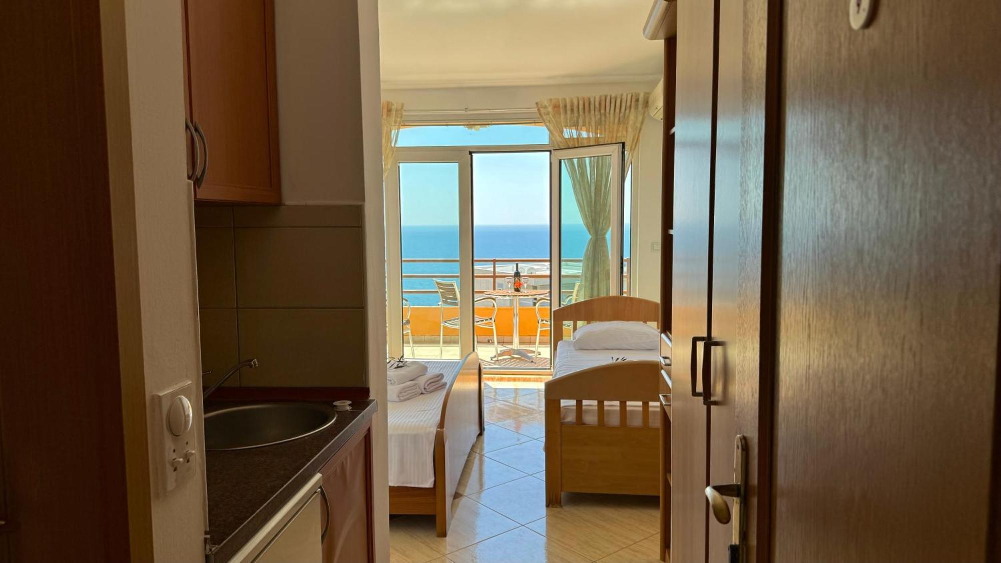 Sea La Vie Apartments Улцинь Экстерьер фото