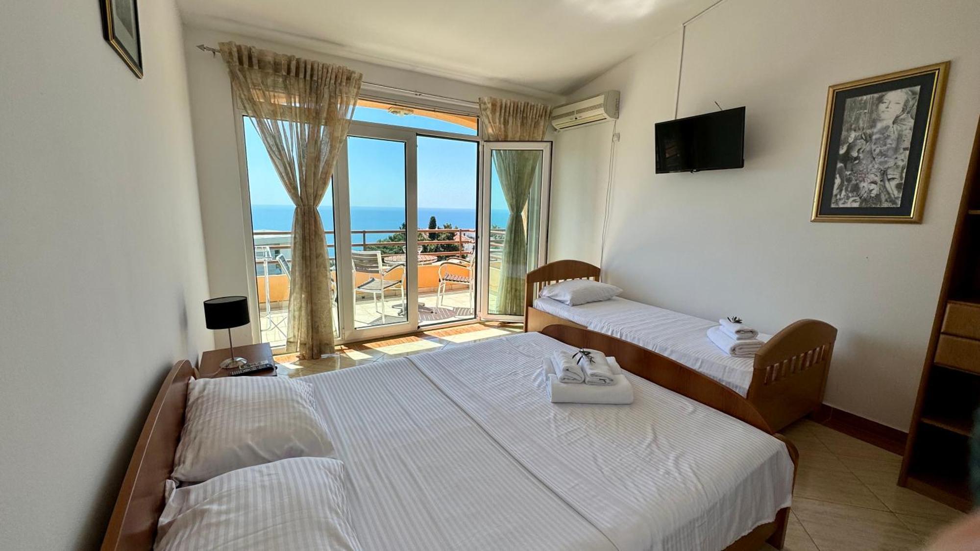 Sea La Vie Apartments Улцинь Экстерьер фото